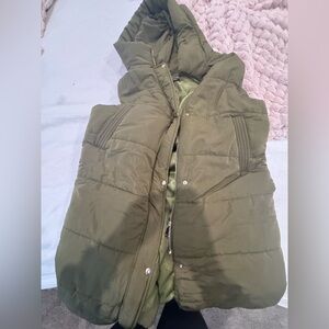 Amazon XL long puffer vest